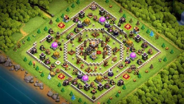 Town Hall 11